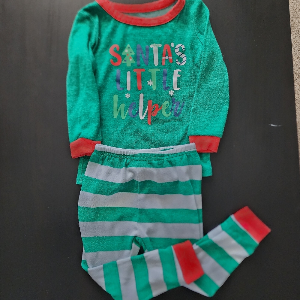PJ Essentials Holiday sleeper sz 24mo
